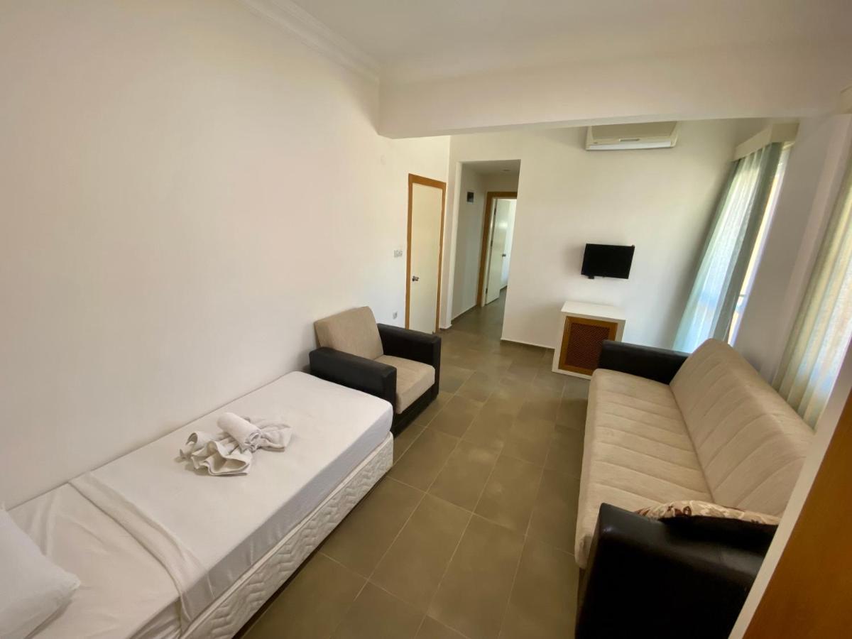 Konfor Suite Otel Cedit Eksteriør bilde