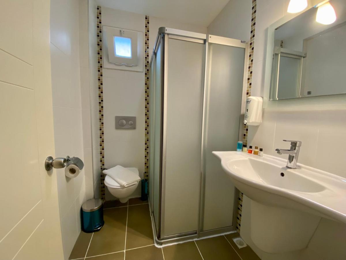 Konfor Suite Otel Cedit Eksteriør bilde
