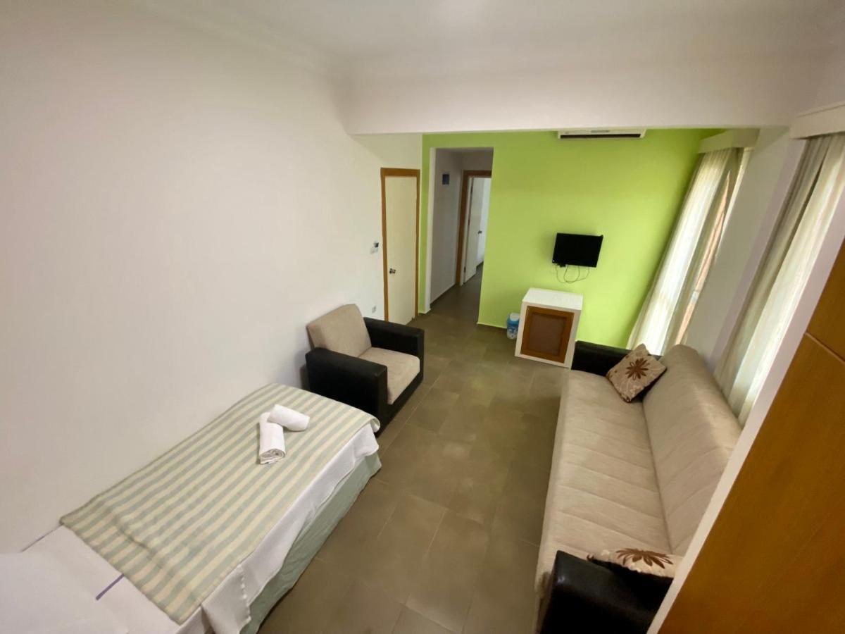 Konfor Suite Otel Cedit Eksteriør bilde